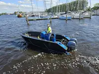 Navire porte-conteneurs à vendre