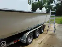Bateau patrouilleur à vendre