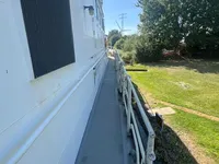 Bateau patrouilleur à vendre