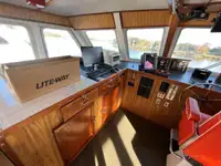 Bateau de transport d'équipage à vendre