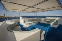 Navire de passagers à vendre