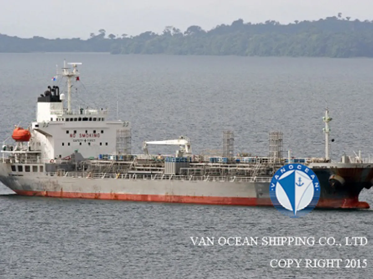 Pétrolier / chimiquier à vendre