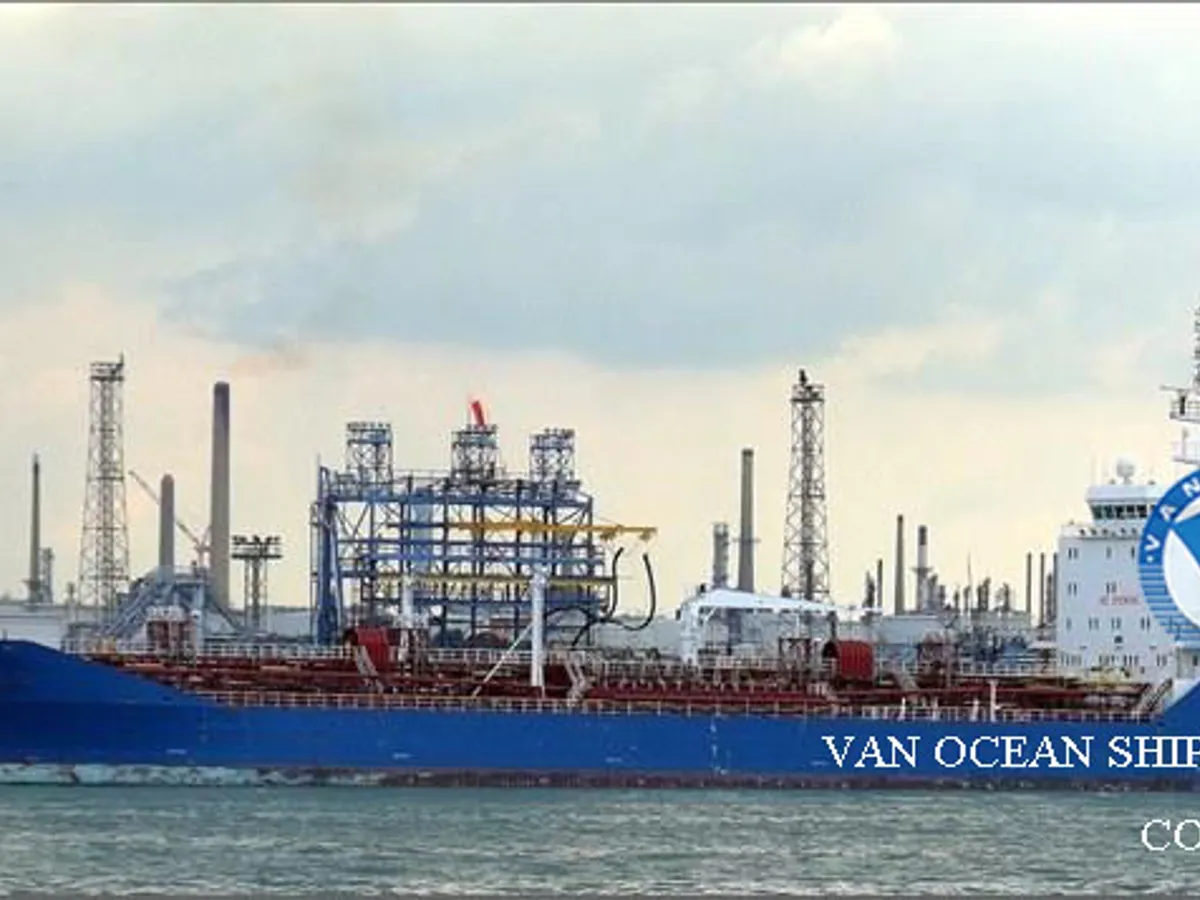 Pétrolier / chimiquier à vendre