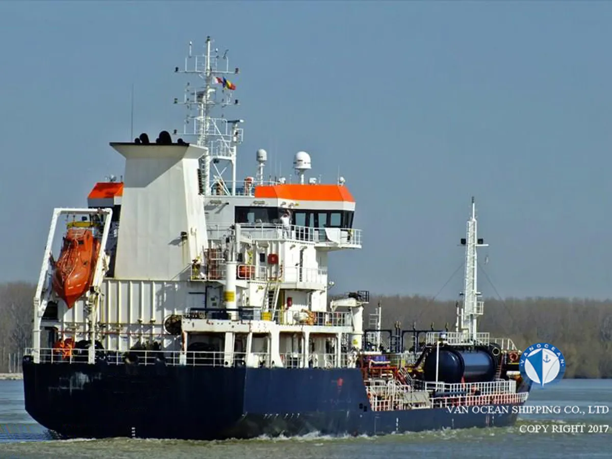 Pétrolier / chimiquier à vendre