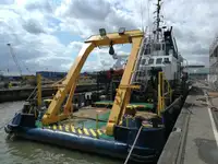 Navire d'arpentage à vendre