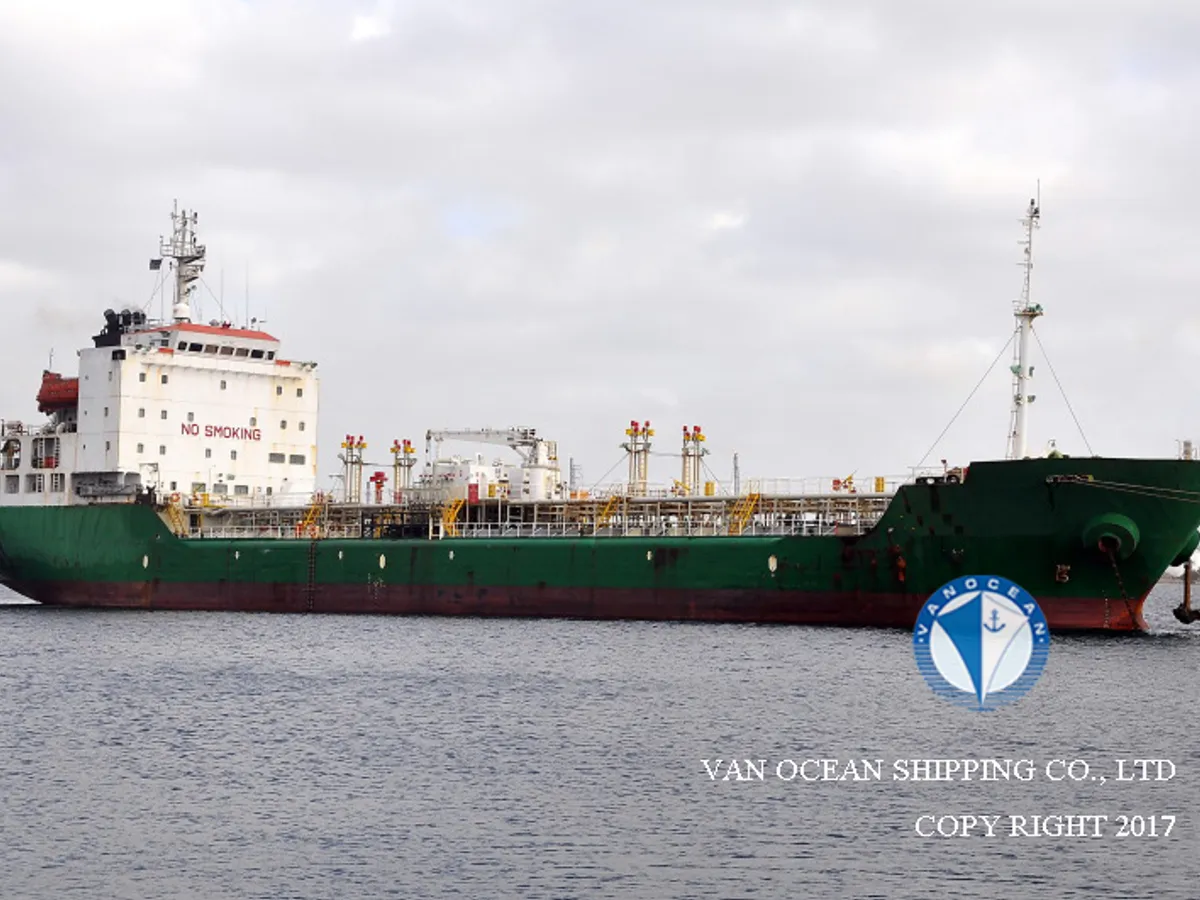 Pétrolier / chimiquier à vendre