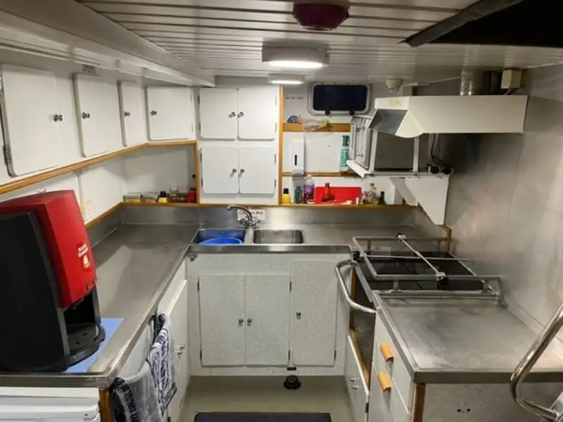 Bateau patrouilleur à vendre