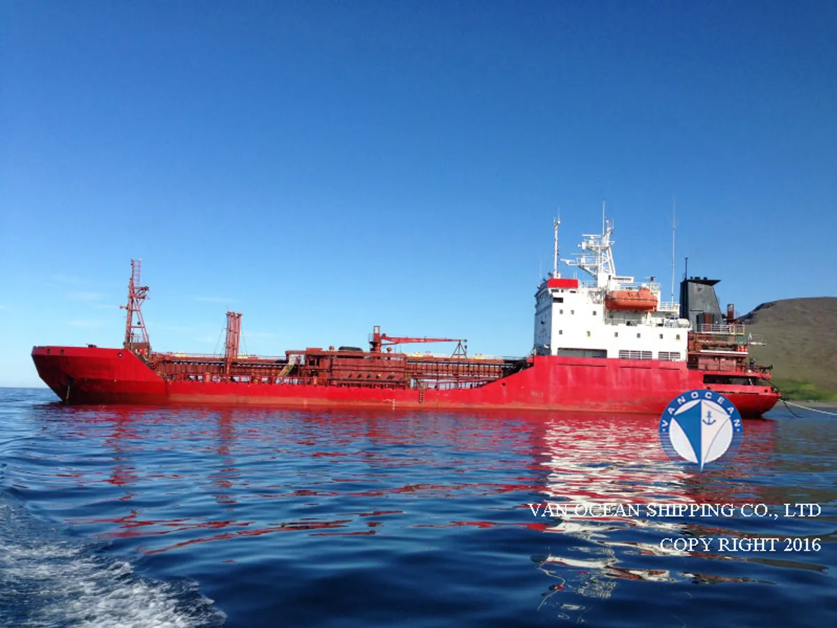 Pétrolier / chimiquier à vendre