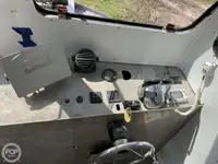 Bateau patrouilleur à vendre