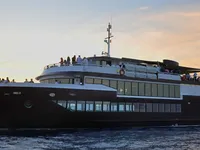 Navire de croisière à vendre