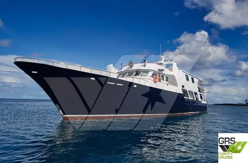 Navire de passagers à vendre