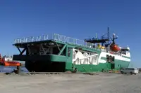 Navire d'arpentage à vendre
