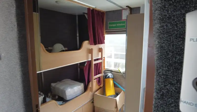 Navire d'arpentage à vendre