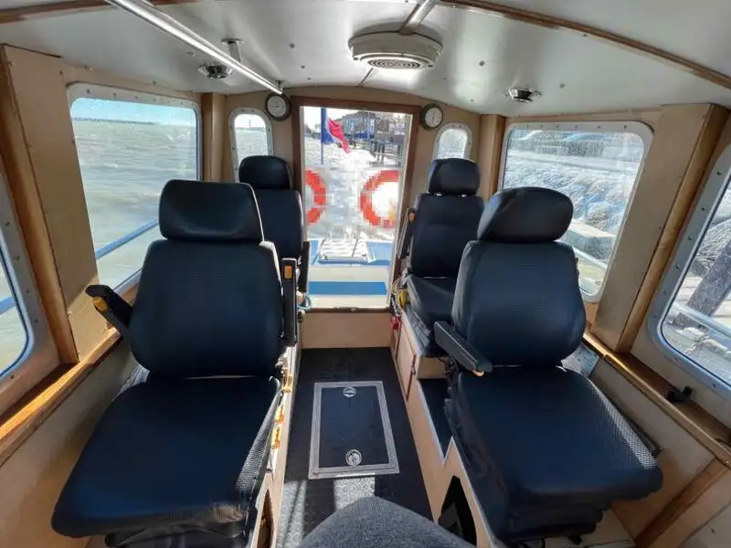 Bateau pilote à vendre