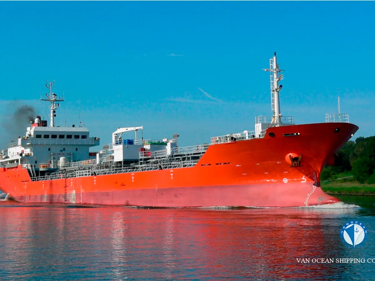 Pétrolier / chimiquier à vendre