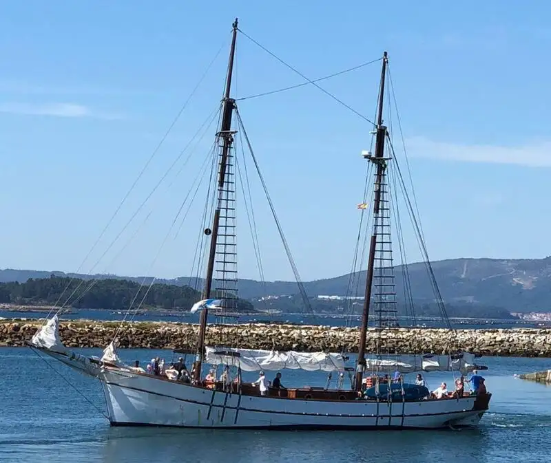 Navire-ferry à vendre