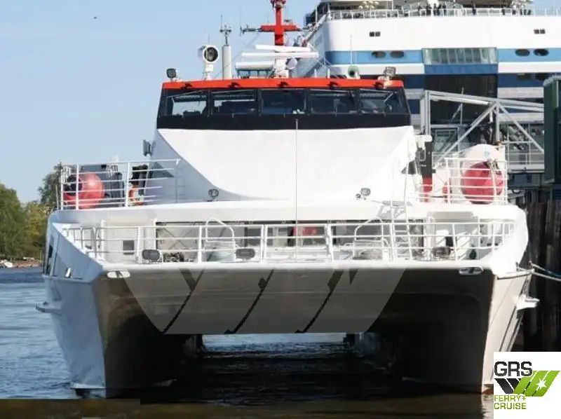 Navire de passagers à vendre