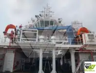 Navire d'approvisionnement à vendre