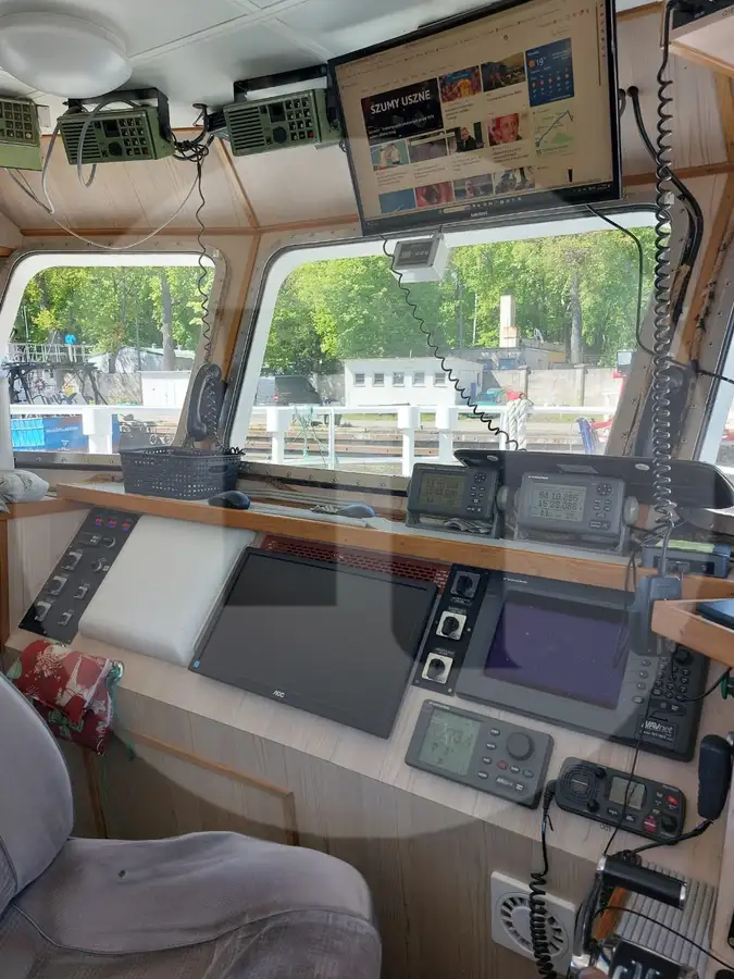 Navire transporteur de poissons vivants à vendre