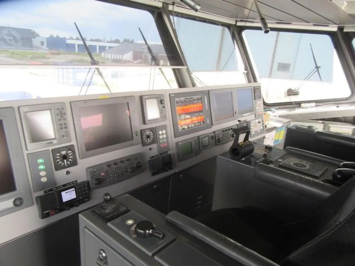 Bateau de transport d'équipage à vendre
