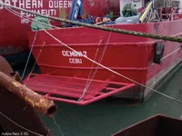 Navire d'arpentage à vendre