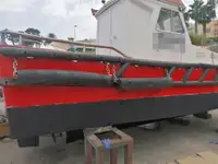 Bateaux de travail à vendre