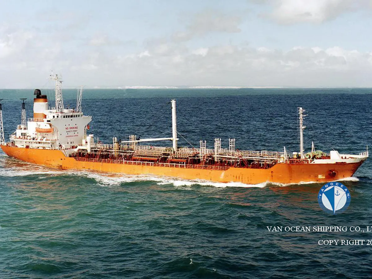Pétrolier / chimiquier à vendre