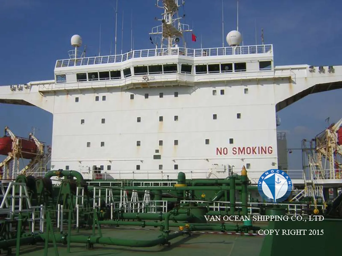 Pétrolier / chimiquier à vendre