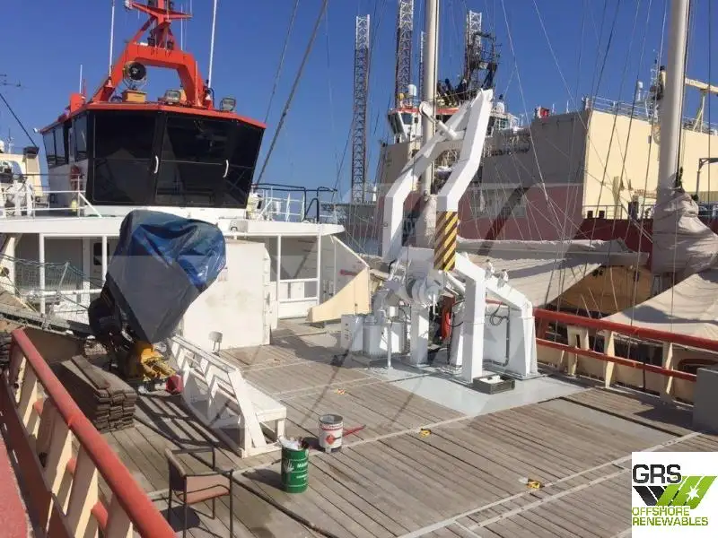 Bateau de transport d'équipage à vendre