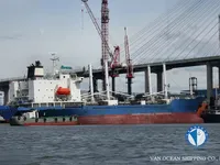 Navire frigorifique à vendre