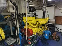 Navire d'approvisionnement à vendre