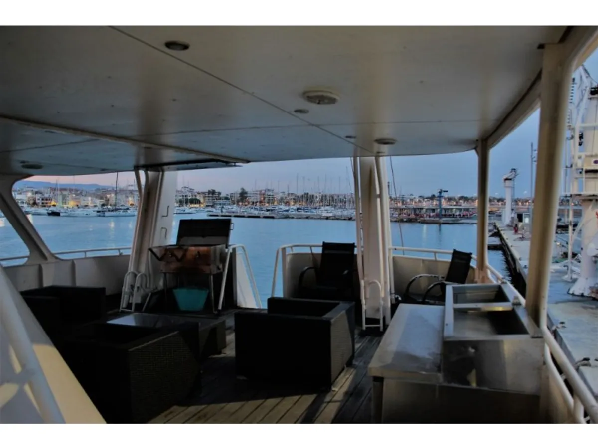 Yacht à vendre