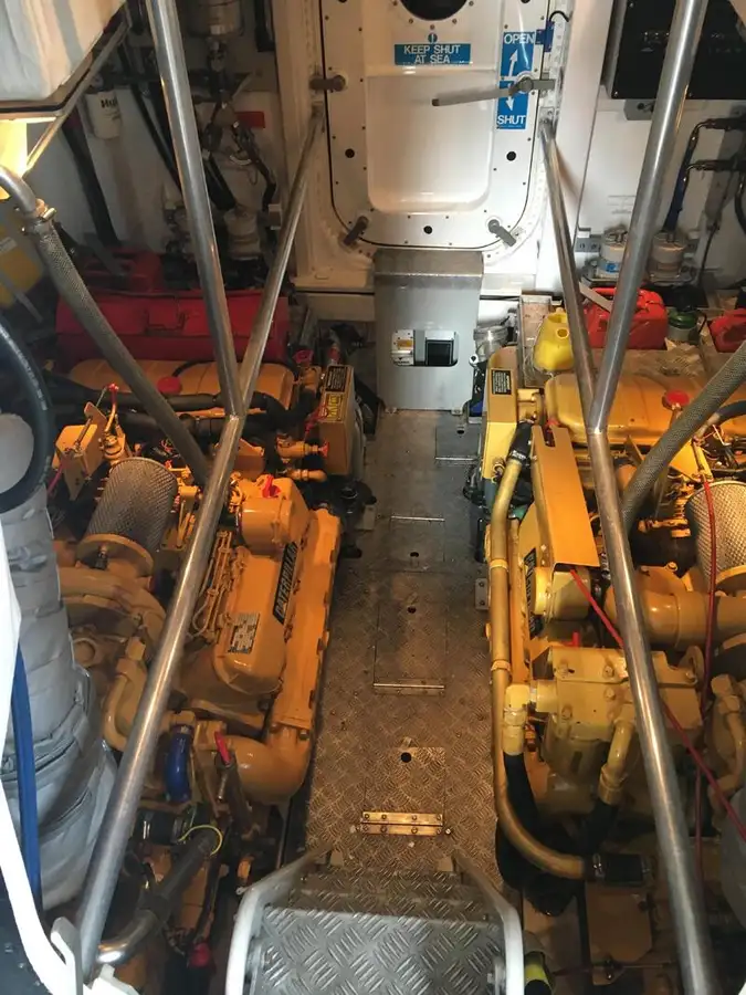 Navire de sauvetage à vendre