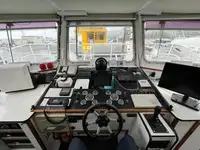 Navire d'arpentage à vendre