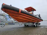 Navire porte-conteneurs à vendre