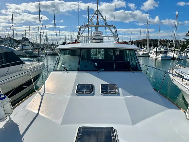Navire de recherche à vendre