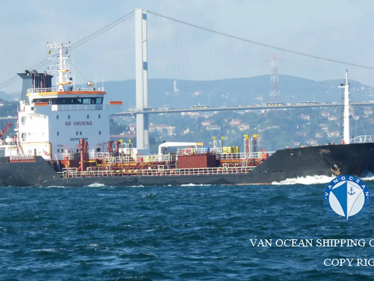 Pétrolier / chimiquier à vendre