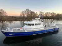Navire d'arpentage à vendre