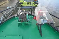 Bateau-pompier à vendre
