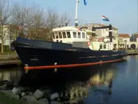 Bateau patrouilleur à vendre