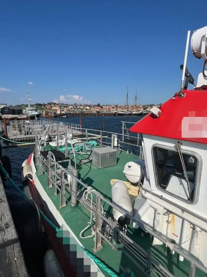 Bateau patrouilleur à vendre