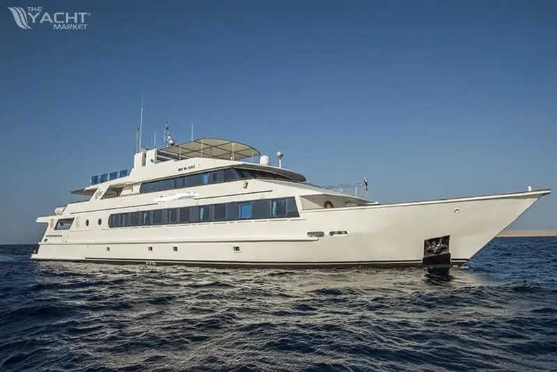 Navire de passagers à vendre