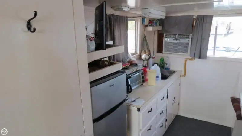 Chalutier à vendre