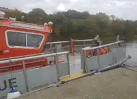 Bateaux de travail à vendre