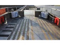 Bateau de transport d'équipage à vendre