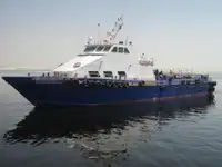Bateau de transport d'équipage à vendre
