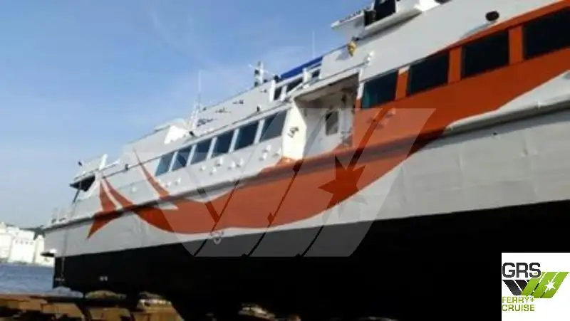 Navire de passagers à vendre
