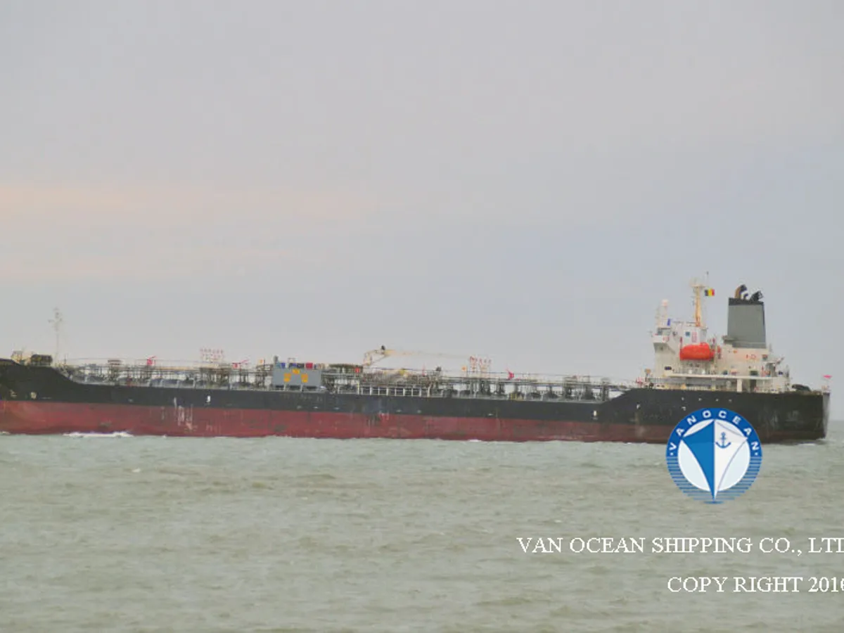 Pétrolier / chimiquier à vendre
