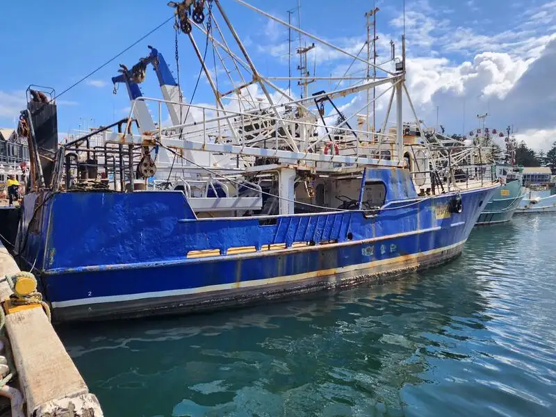Chalutier à vendre