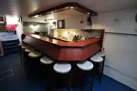 Péniche à vendre